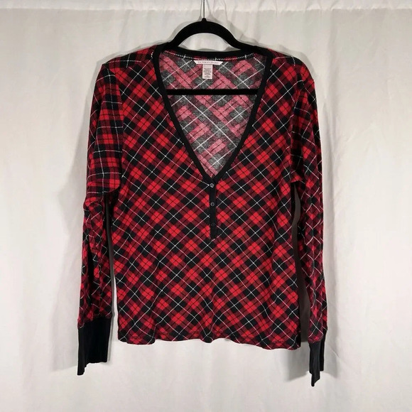 Victoria's Secret Pajama Shirt Women's Large Red Plaid Long Sleeve Vneck Button - Picture 1 of 7